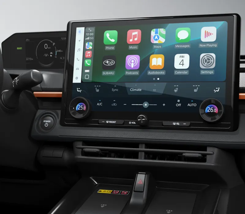 14” Full HD központi képernyő